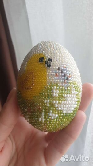 Сувенирное яйцо из бисера