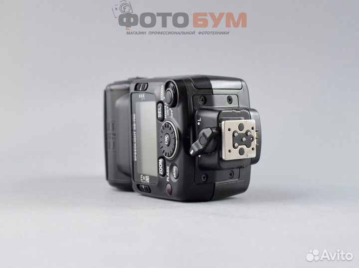 Вспышка Nikon SB-700
