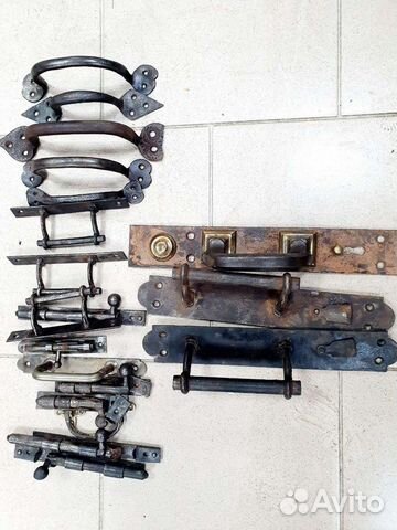 Старинные дверные ручки, засовы