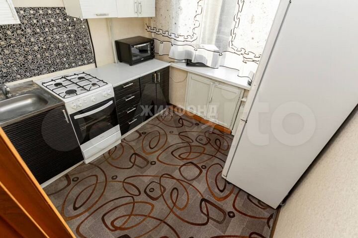 3-к. квартира, 47 м², 5/5 эт.