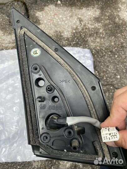 Зеркало левое Toyota rav4