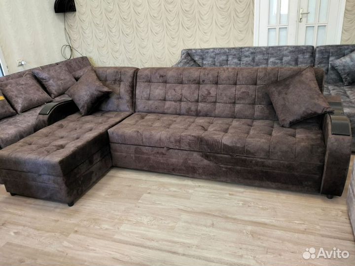 Угловой диван раскладной в наличии не б/у