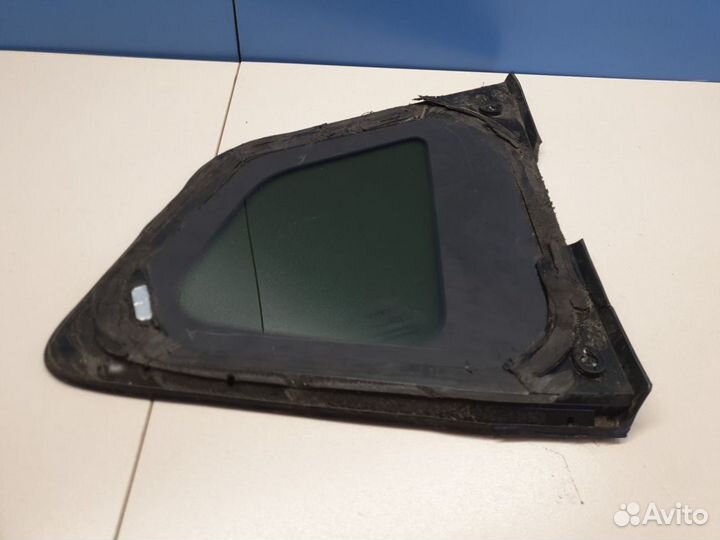 Стекло кузовное заднее левое глухое Nissan X-Trail T32 2014