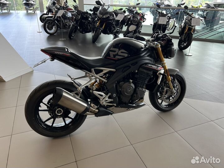 Triumph speed triple 1200RS
