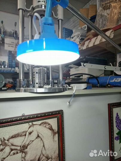 Светильник для швейных машин