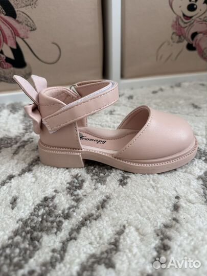 Туфли для девочки