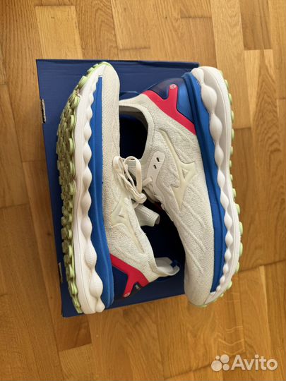 Мужские кроссовки mizuno wave sky neo 2