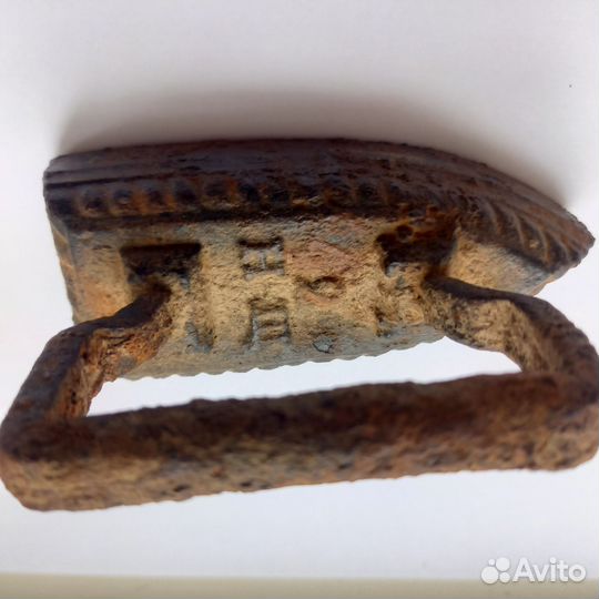 Старинный манжетный утюг