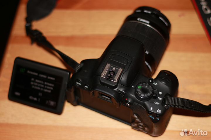 Canon 700D