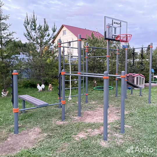 Спортивный уличный комплекс