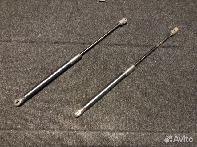 BMW X5 E70 бмв е70 Амортизатор Капота