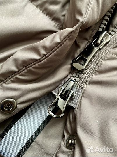 Пуховик женский 42 44