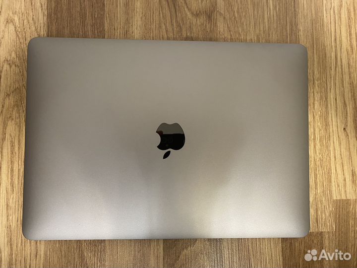 Apple MacBook Air 13 2020 m1