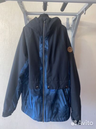 Сноубордическая куртка и штаны