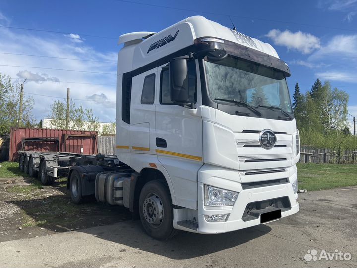 FAW J7 CA4180P77K25E5, 2023