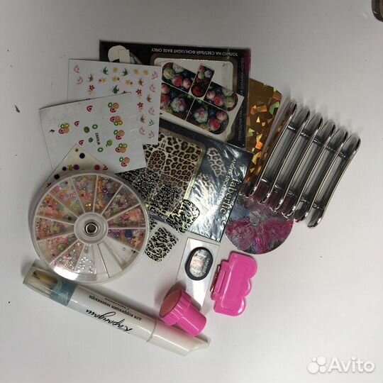 Рука для маникюра тренажер