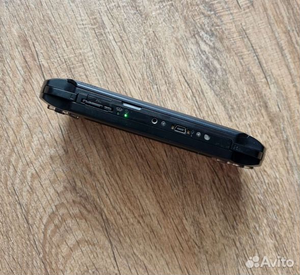 PSP - Е1004 Street (Прошитая)