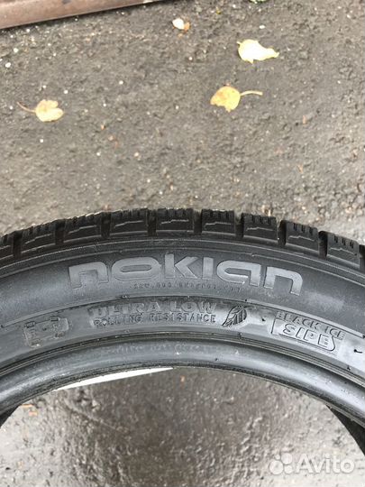 Nokian Tyres Hakkapeliitta R 215/50 R17