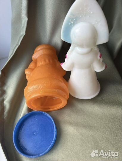 Игрушки СССР пластик Снегурочка, чебурашка