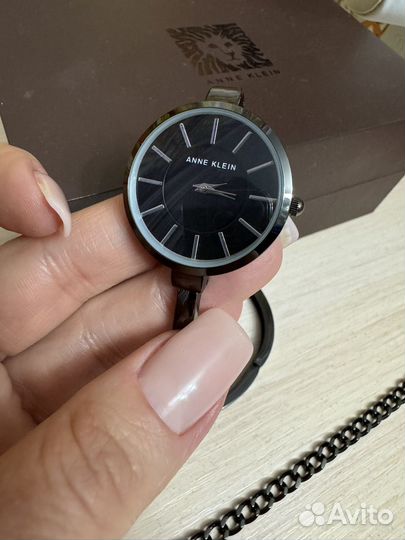 Часы anne klein