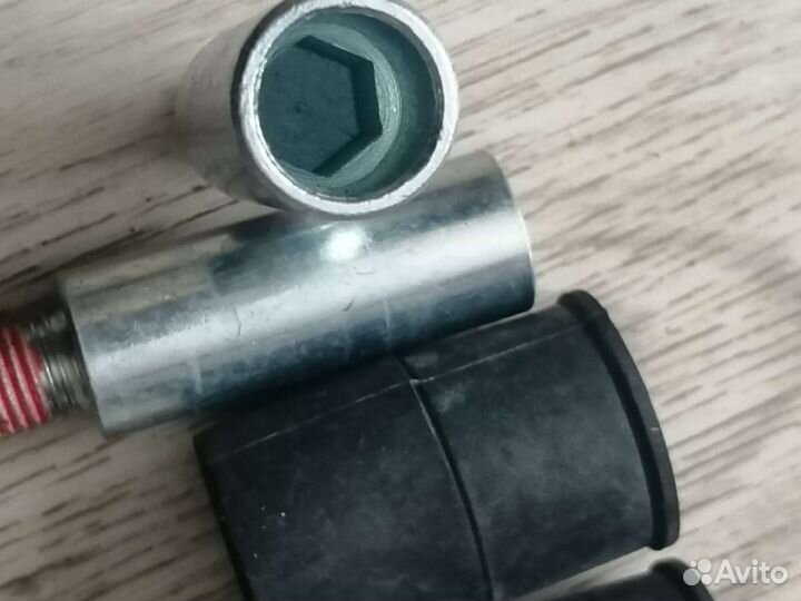 Болты тормозного суппорта vw