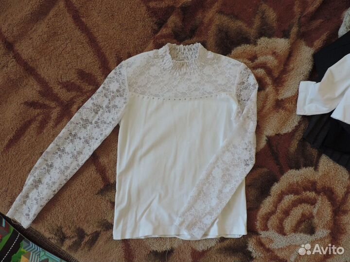 Школьная форма для девочек: белые блузки