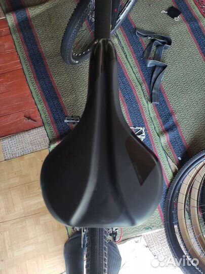Седло для велосипеда кожаное