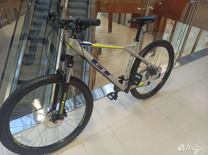 Велосипед GT avalanche comp 27.5