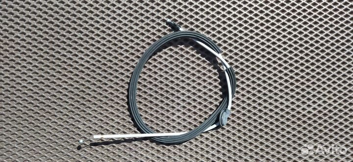 Трос замка капота VAG 2GJ823535B