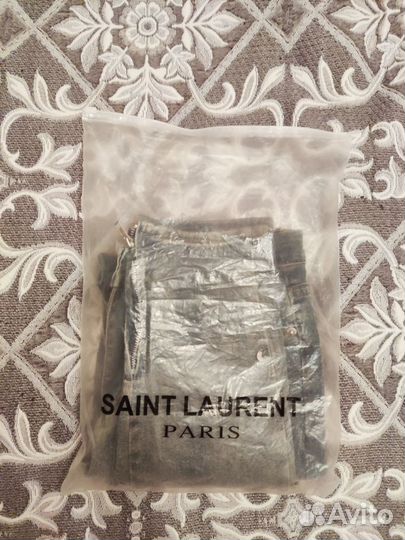 Джинсы yves saint lauren