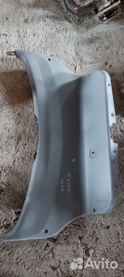 Обшивка крышки багажника на Kia Shuma