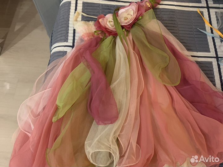 Нарядное платье