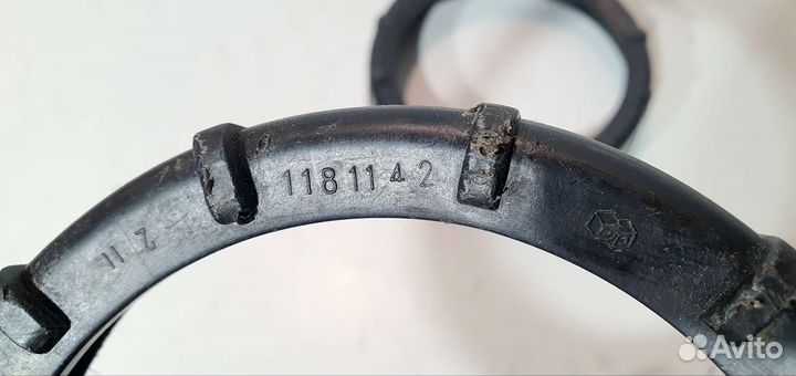 Гайка крепления топливного насоса BMW E36