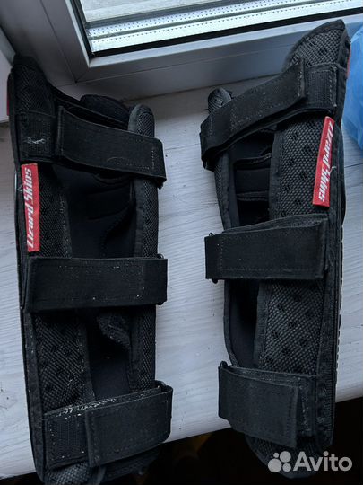 Велосипедная защита на голень