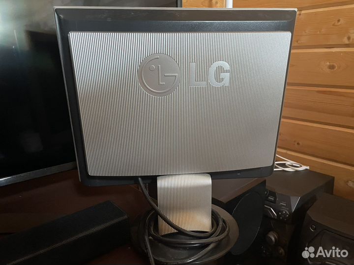 Монитор lg flatron l1530s