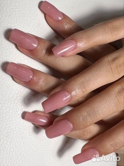 Услуги маникюра и педикюра на дому