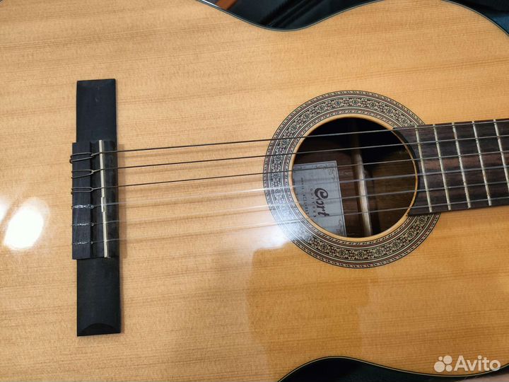 Гитара Cort AC11R NAT с чехлом, струны в подарок