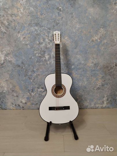 Гитара классическая