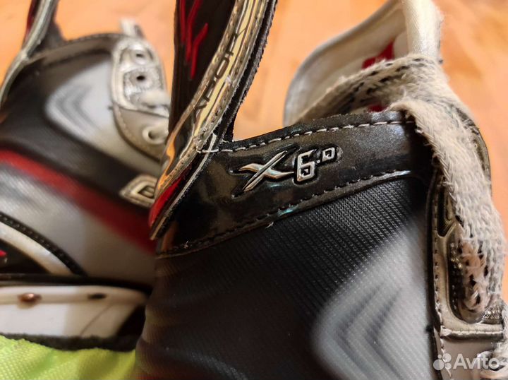 Хоккейные коньки bauer