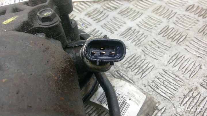 Насос гидроусилителя руля Toyota Avensis