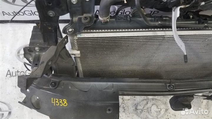 Панель передняя/телевизор (в сборе) Honda Vezel