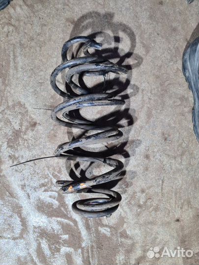 Пружина подвески передняя LADA Granta 2017