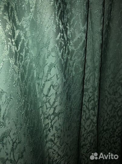 Шторы изумрудные с ламбрекеном