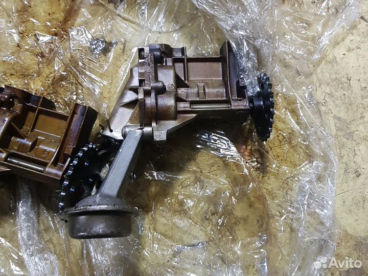 Масляный насос Рено K4M Лада Ларгус, Меган 2