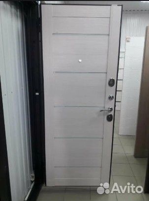 Дверь входная в Волжском