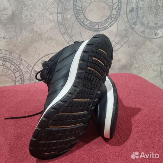 Деми Кроссовки Adidas оригинал (зима)