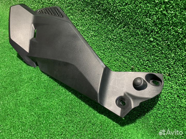 Боковая накладка на бак bmw r1250gs