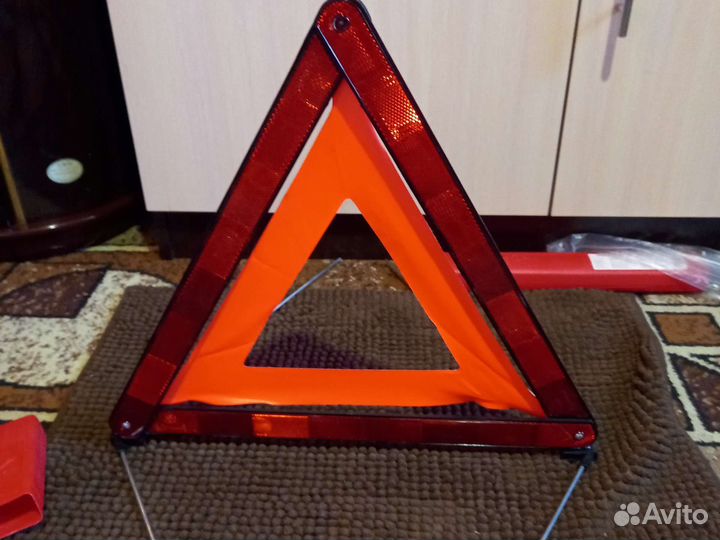 Знак аварийной остановки