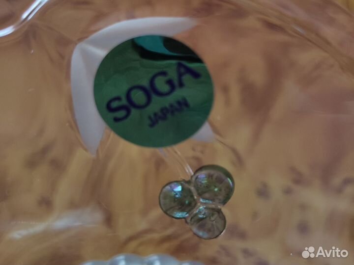 Ваза для фруктов на ножке