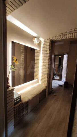 2-к. квартира, 60 м², 1/2 эт.